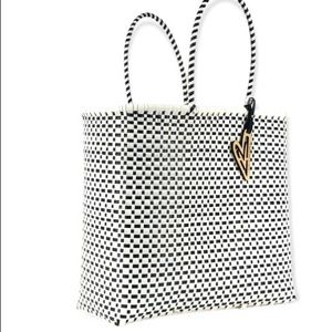 Maria Victoria Alignment White and Black Tote size Large